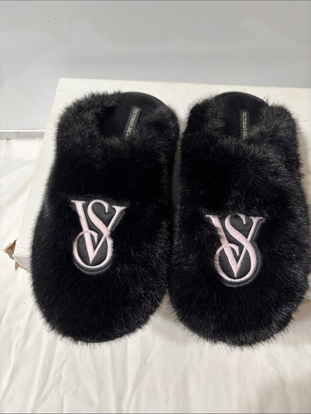 Victoria's Secret Black Faux Fur Slide Slippers with Pink VS Logo